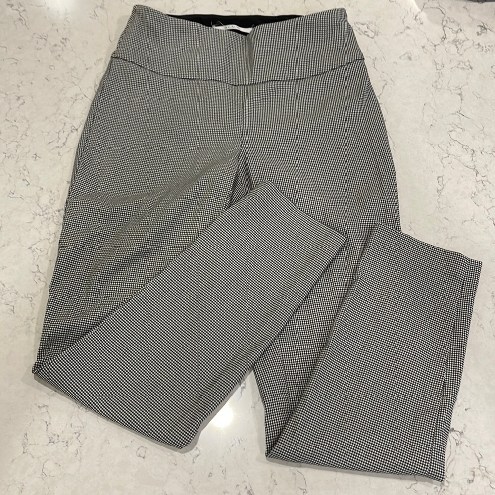 Stretch pants